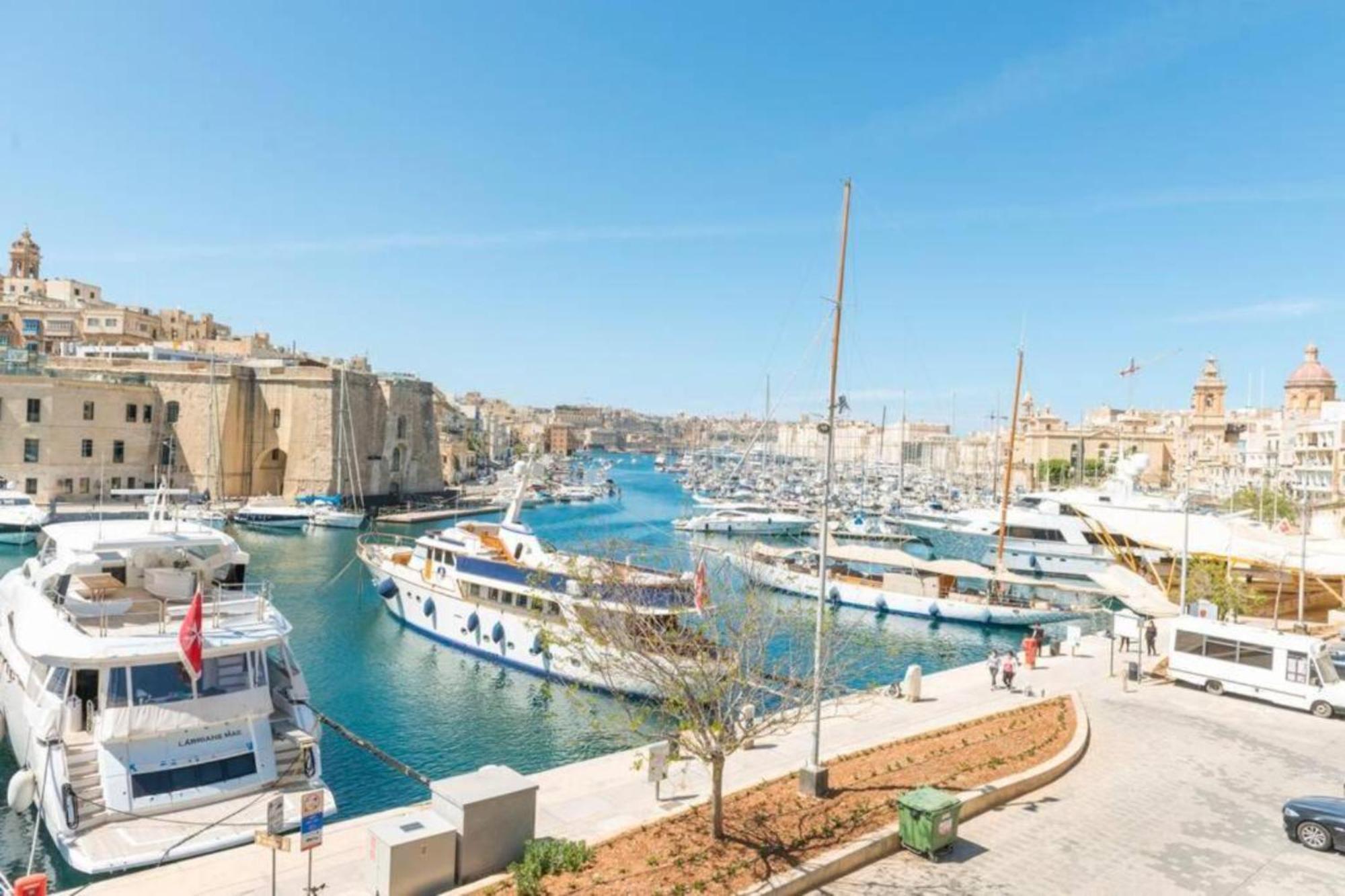 Appartement Authentic Gf With Terrace At The 3 Cities Marina Cospicua