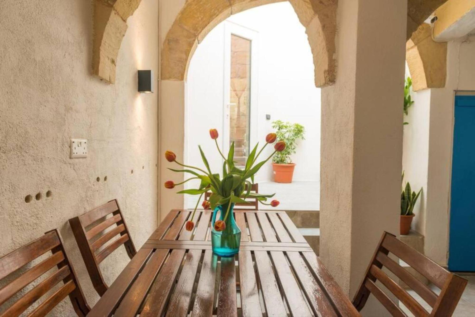 Appartement Authentic Gf With Terrace At The 3 Cities Marina Cospicua